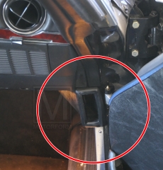 Rechter Gummi für Lüftungskanal in Tür - Mercedes SL SLC 107