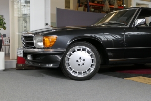 4 Felgen 8x17 ET11 Kanaldeckel Gulli Rand poliert NEU