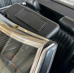 1 Pair of Mercedes 560SL 107 Sunvisors - illuminated - PALOMINO