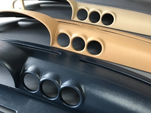 Armaturenbrett-Cover / Abdeckung Mercedes W107 SL SLC creme