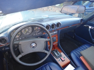 Armaturenbrett-Cover / Abdeckung Mercedes W107 SL SLC gruen